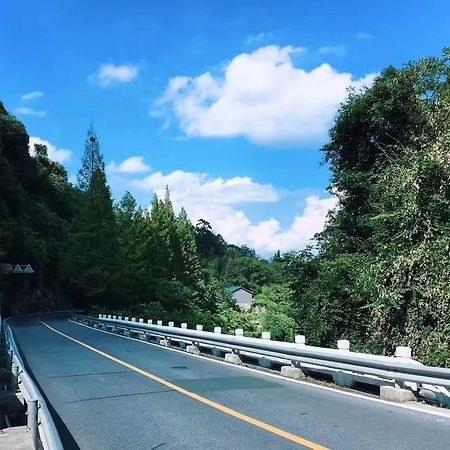 Wudangshan Tianle Hotel Shiyan  Ngoại thất bức ảnh